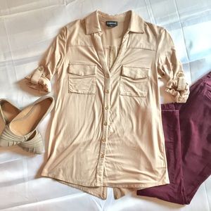 Bebe Beige Zip-Back Two Pocket 3/4 Sleeve Shirt
